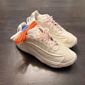 Adidas Oznova “white and orange” - Size 11.5
